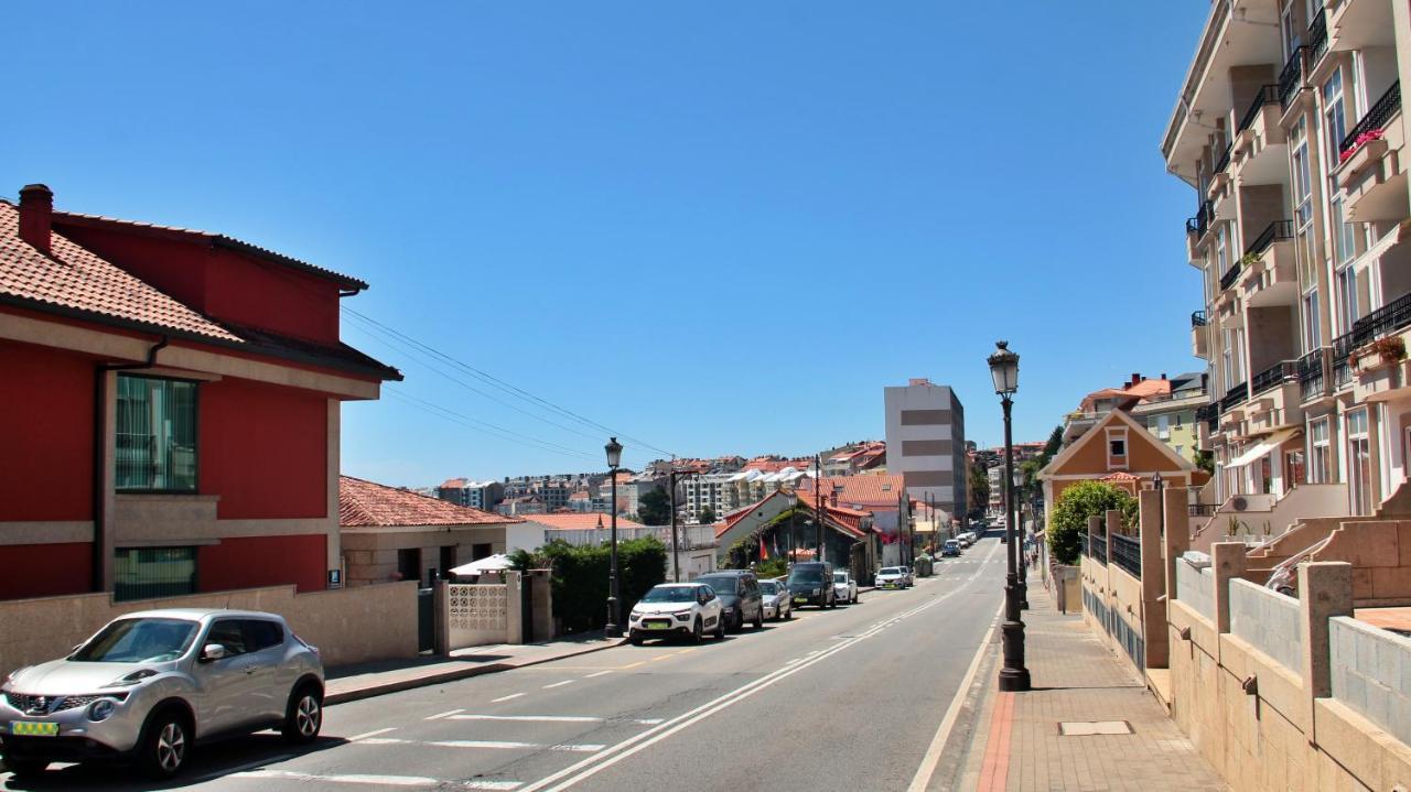 サンシェンショDesconectaengalicia Mantela, Vistas Puerto Deportivo, 20M Playaアパートメント エクステリア 写真